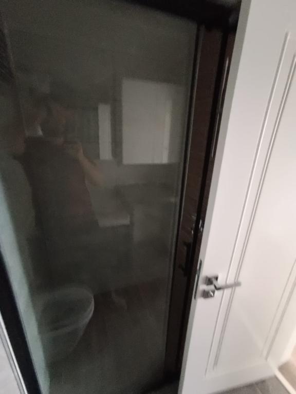 576