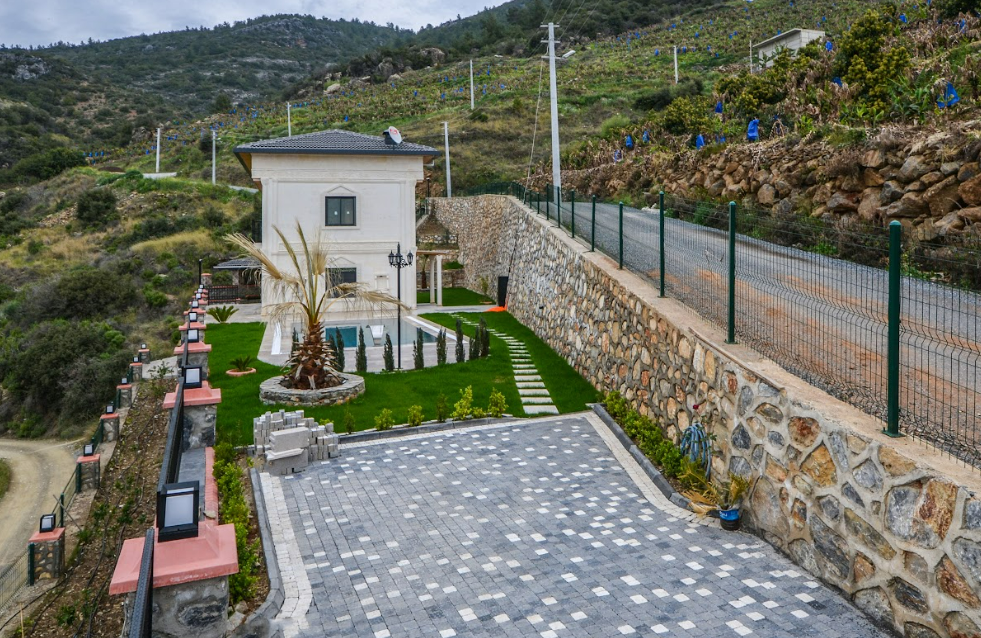 Villa, 4-комн., , 3379