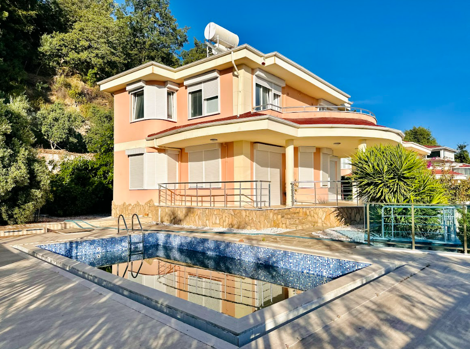 Villa, 4-комн., Kestel, 3777
