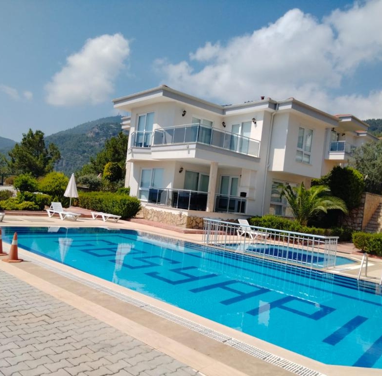 Villa, 4-комн., Bektaş, 3196
