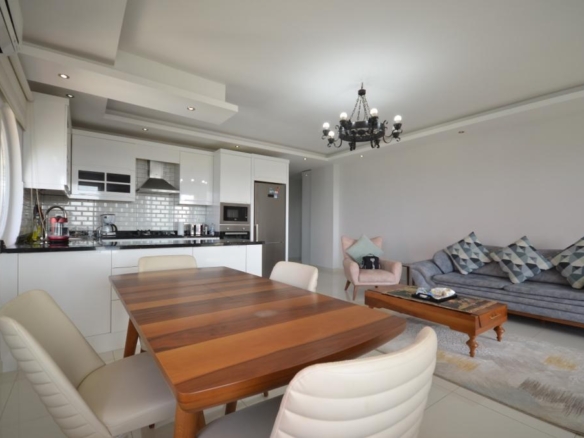 Апартаменты, 4-комн., Кестель, 3986