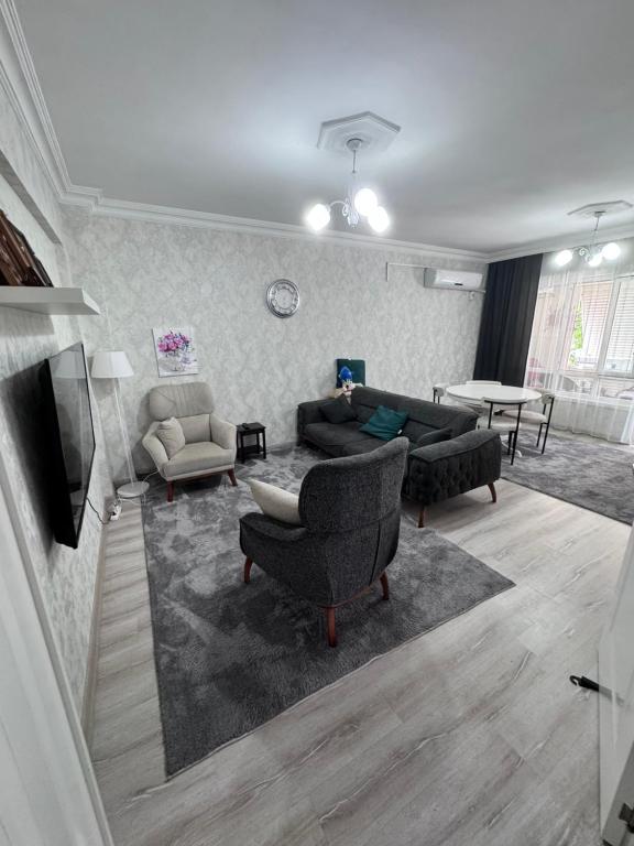 Квартира, 4-комн., Меркез, 5155