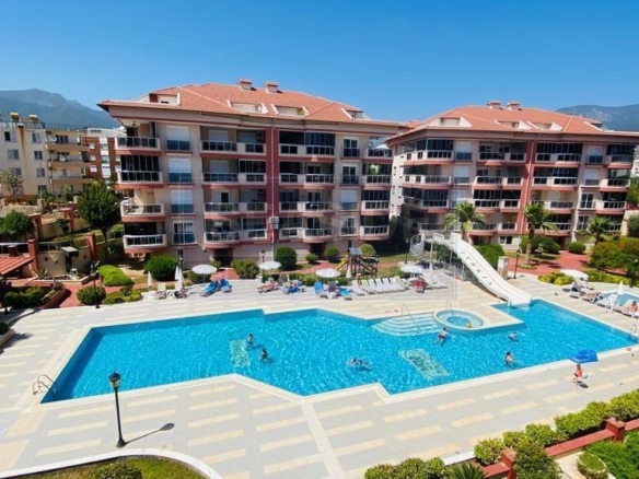 Квартира, 3-комн., Оба, 5258
